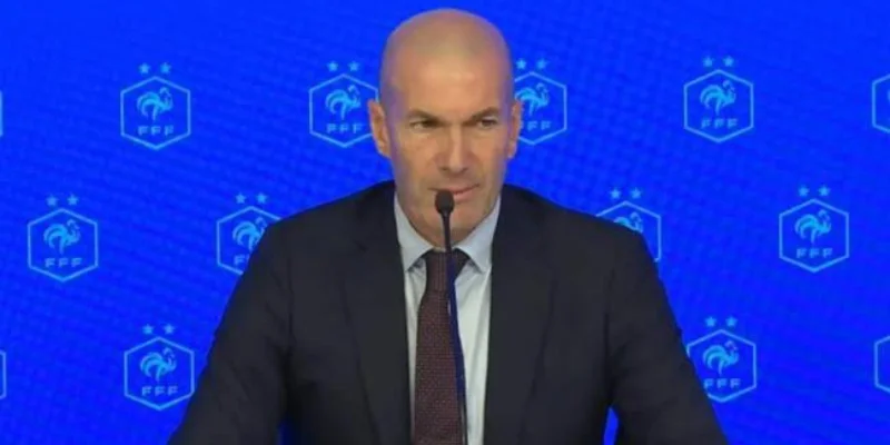 Ban huấn luyện 22 người của Zidane ở đội tuyển Pháp