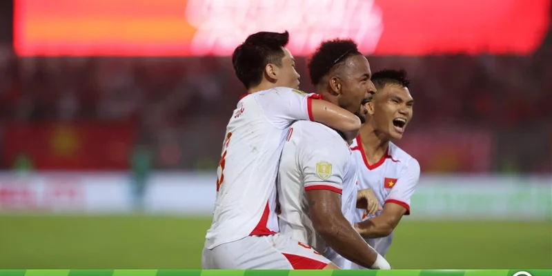 Xuân Son phá kỷ lục ghi bàn của Việt Nam ở vòng knock-out ASEAN Cup